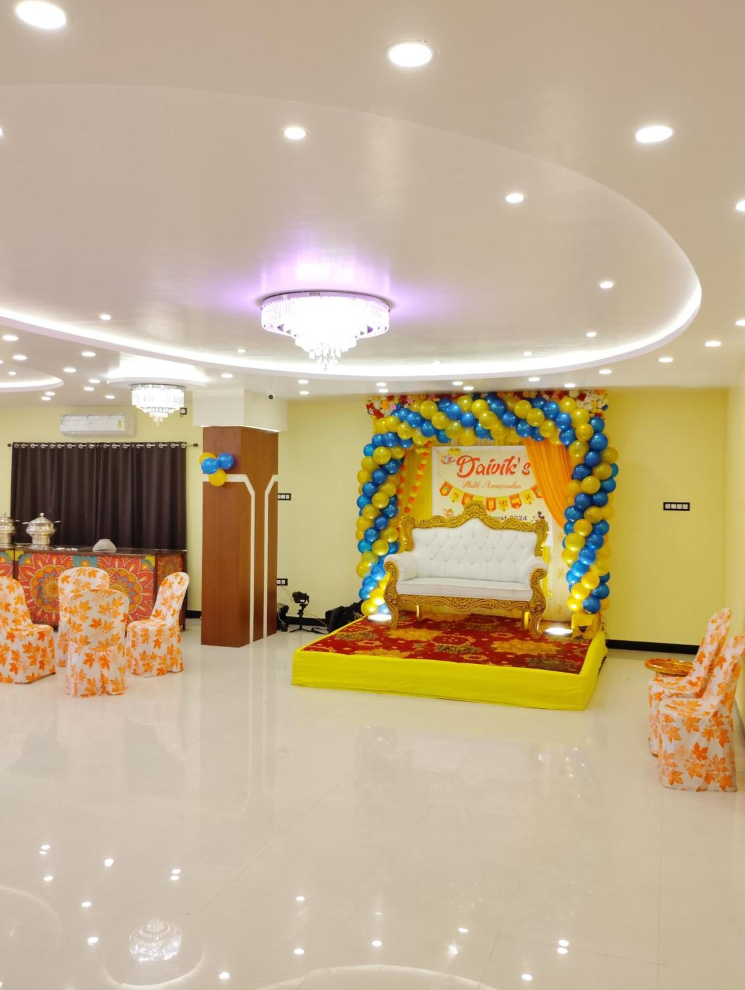 New Sun International & Banquet Hall 贾姆谢德布尔 外观 照片