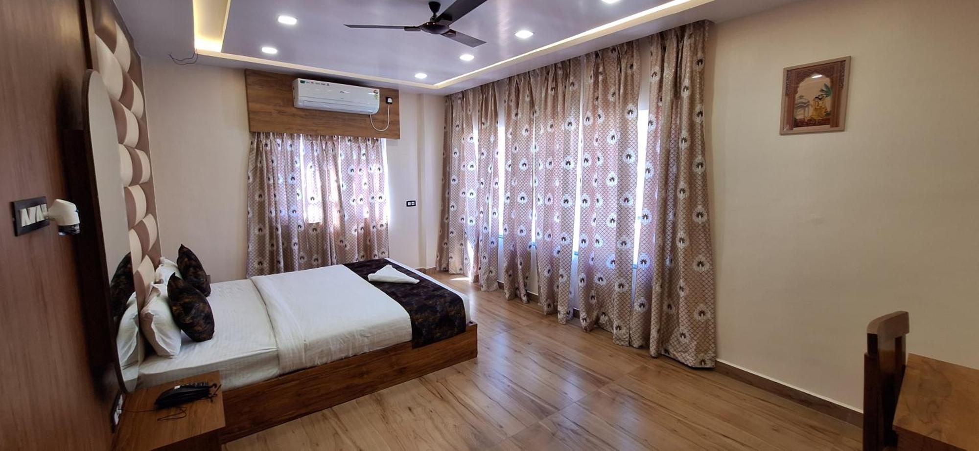 New Sun International & Banquet Hall 贾姆谢德布尔 外观 照片