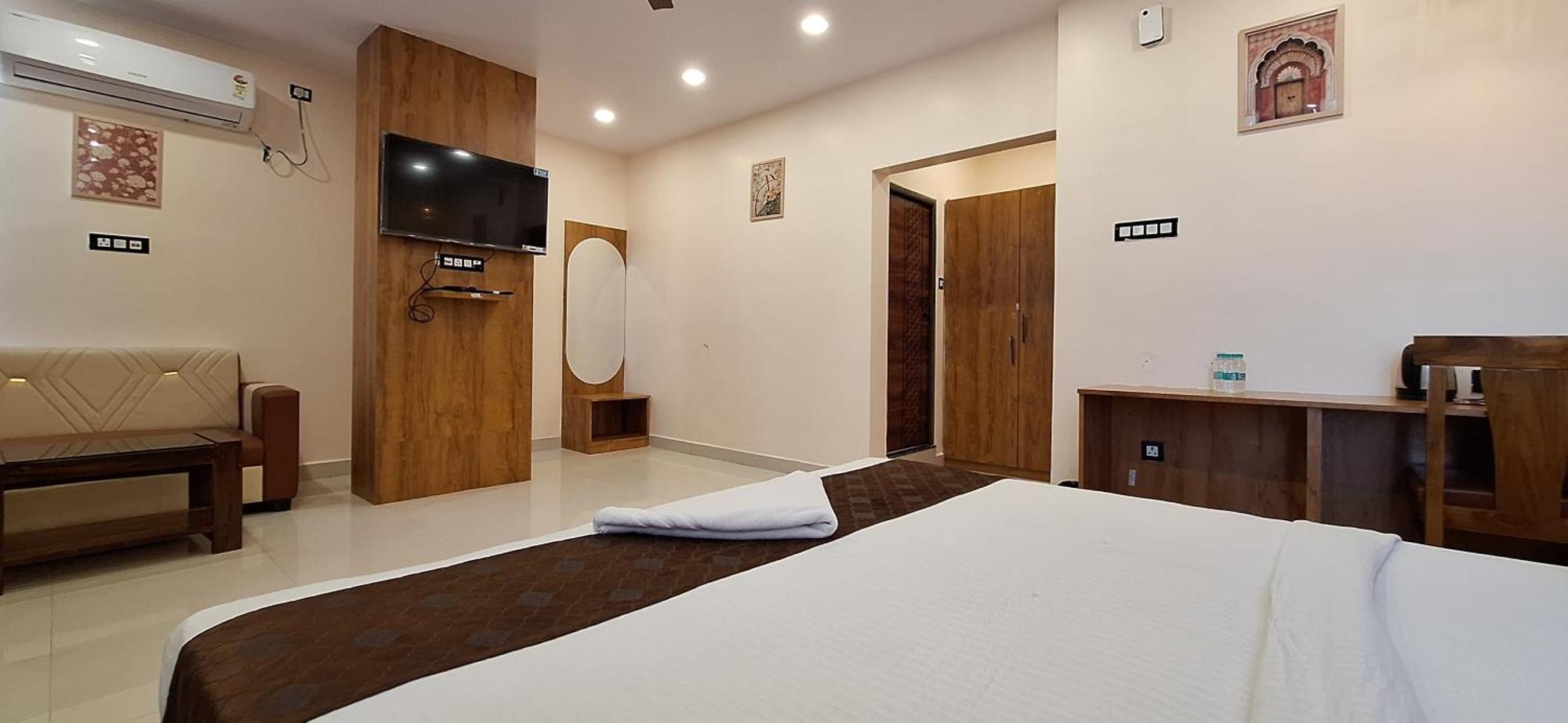New Sun International & Banquet Hall 贾姆谢德布尔 外观 照片